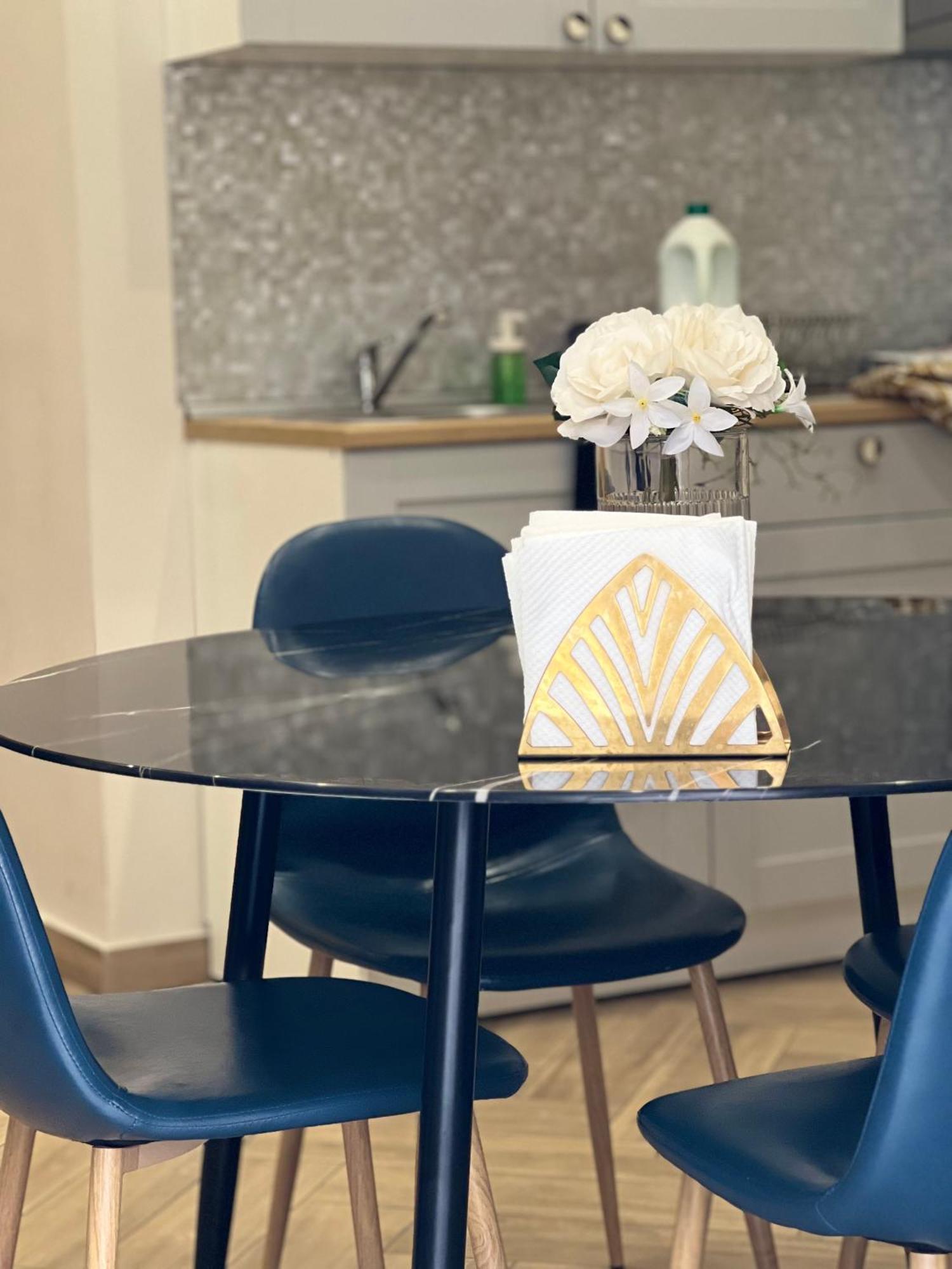 Scio' Apartment-Centro Storico- Наполи Екстериор снимка