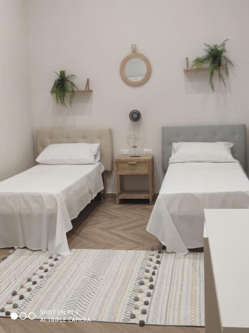 Scio' Apartment-Centro Storico- Наполи Екстериор снимка